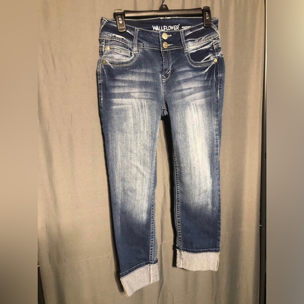 Wallflower Washed Blue Cropped Ankle Jeans